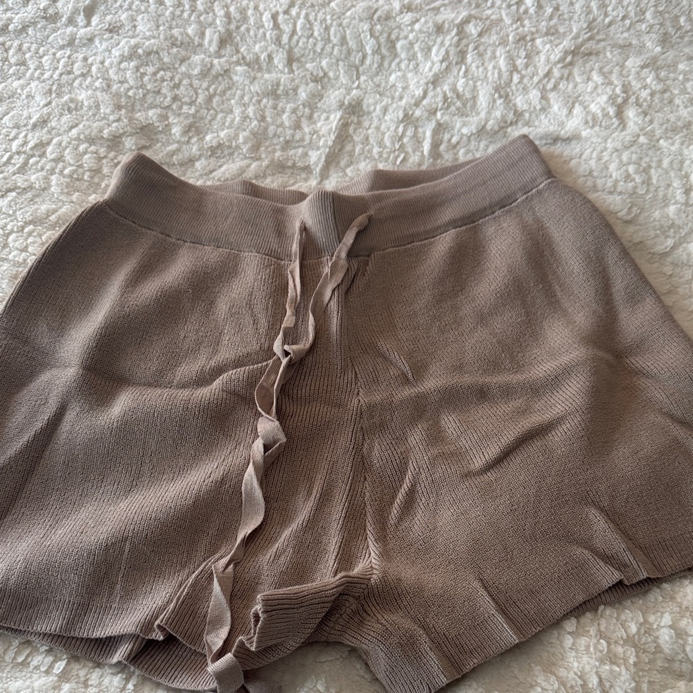 Brown Knit Ruffle Shorts